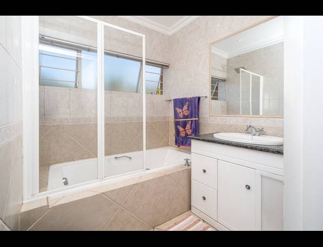 5 BEDROOM HOUSE FOR SALE IN ROBINDALE